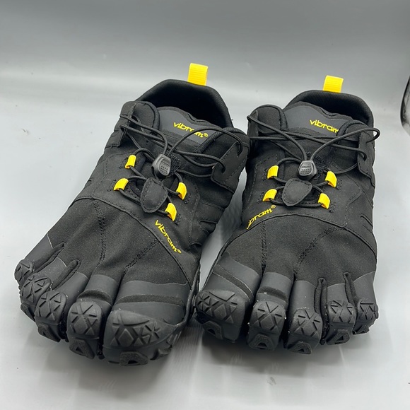 Vibram Five Fingers‎